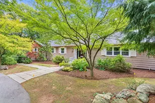 20 Blueberry Hill Rd, Weston, MA 02493 - Photo 2