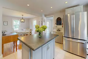 3 Remsen Ave, Medfield, MA 02052 - Photo 6