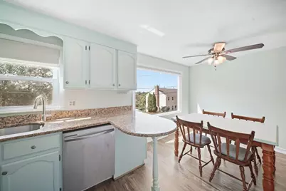 106 Park Ave W #D5, Lowell, MA 01852 - Photo 10