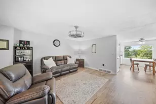 106 Park Ave W, Lowell, MA 01852 - Photo 4