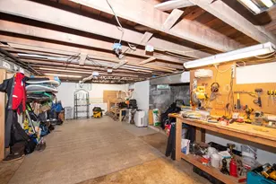 78 Hathaway St, Wareham, MA 02571 - Photo 34