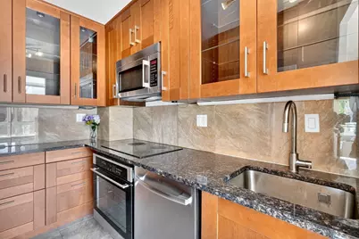 60 Babcock St #32, Brookline, MA 02446 - Photo 8