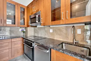 60 Babcock St, Brookline, MA 02446 - Photo 8