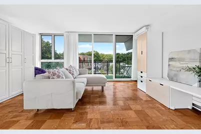 60 Babcock St #32, Brookline, MA 02446 - Photo 2