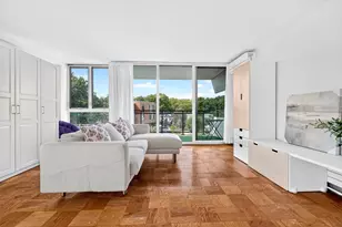 60 Babcock St, Brookline, MA 02446 - Photo 2