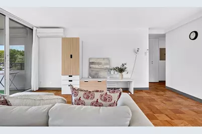 60 Babcock St #32, Brookline, MA 02446 - Photo 4