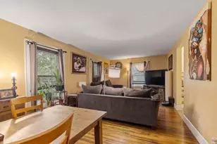 7 Kane St, Boston, MA 02125 - Photo 6