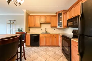 80 N Warren St, Woburn, MA 01801 - Photo 4