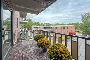 80 N Warren St, Woburn, MA 01801 - Photo 12