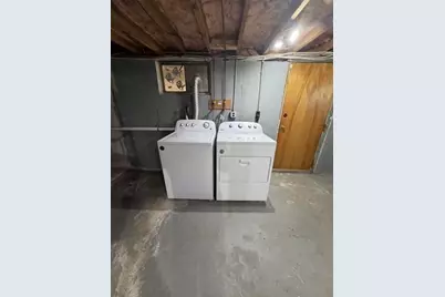41 Hathaway Ave, Beverly, MA 01915 - Photo 22