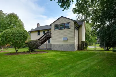14 Fred St, Burlington, MA 01803 - Photo 4