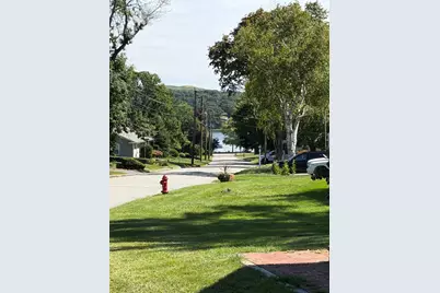 233 Gifford Ave, Somerset, MA 02726 - Photo 10