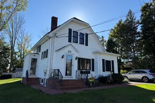 233 Gifford Ave, Somerset, MA 02726 - Photo 1