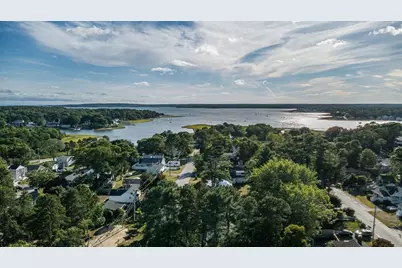 13 Datewood St, Wareham, MA 02571 - Photo 28
