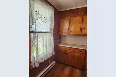 37 Barclay  Street, Lowell, MA 01851 - Photo 22