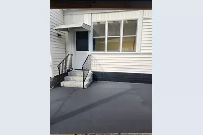37 Barclay  Street, Lowell, MA 01851 - Photo 4