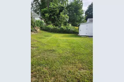 37 Barclay  Street, Lowell, MA 01851 - Photo 8