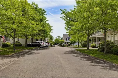 10 Charnstaff Lane #202, Billerica, MA 01821 - Photo 2
