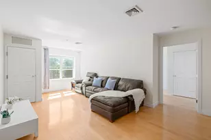 30 Franklin St, Malden, MA 02148 - Photo 1
