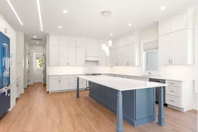82 Lexington Street #82, Newton, MA 02466 - Photo 4