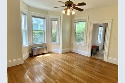 42 Henshaw St #1, Newton, MA 02465 - Photo 6