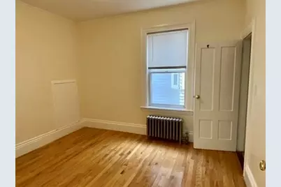 42 Henshaw St #1, Newton, MA 02465 - Photo 8