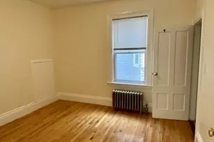 42 Henshaw St, Newton, MA 02465 - Photo 8