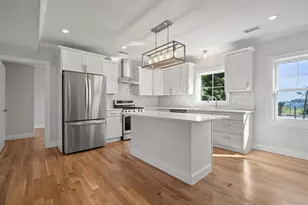 62 Pleasant St, Winthrop, MA 02152 - Photo 4