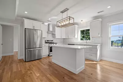 62 Pleasant St #2, Winthrop, MA 02152 - Photo 4