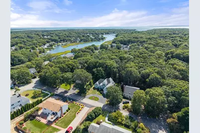 7 Menemsha Way, Falmouth, MA 02536 - Photo 4