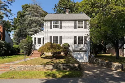 51 Iroquois Road, Arlington, MA 02476 - Photo 2