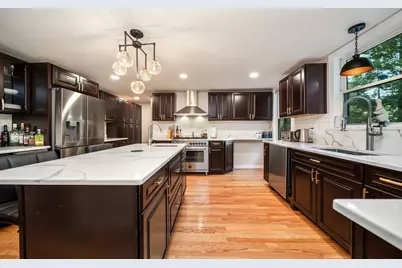 20 Harnden St, Wilmington, MA 01887 - Photo 10