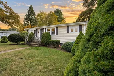430 W Britannia St, Taunton, MA 02780 - Photo 2