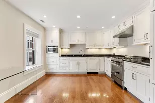 31 Mt Vernon St, Boston, MA 02108 - Photo 8