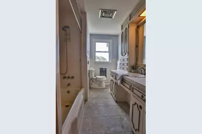 136 Sherwood Dr S, Marlborough, MA 01752 - Photo 16