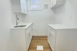 11 Tetlow St, Boston, MA 02115 - Photo 1