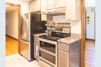 1187 South St., Needham, MA 02492 - Photo 4