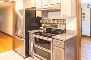 1187 South St, Needham, MA 02492 - Photo 4