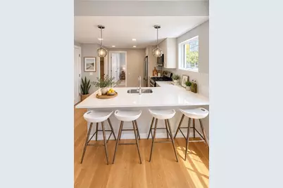 98 Prescott St #3a, Boston, MA 02128 - Photo 4