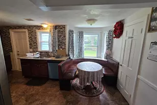 203 Burncoat St, Worcester, MA 01606 - Photo 14