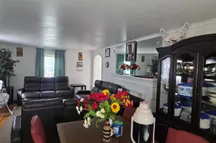 203 Burncoat St, Worcester, MA 01606 - Photo 8