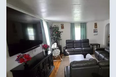 203 Burncoat St, Worcester, MA 01606 - Photo 6