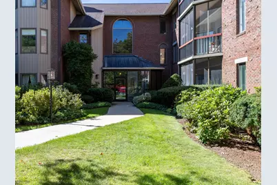 770 Salisbury Street #319, Worcester, MA 01609 - Photo 2