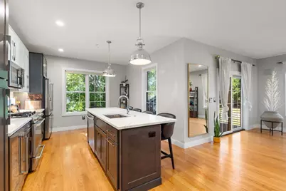 178 Robertson St #2, Quincy, MA 02169 - Photo 8