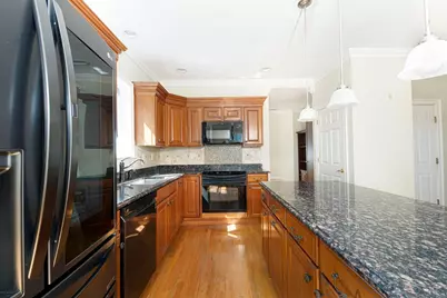 308 Sprucewood Ln #308, Clinton, MA 01510 - Photo 8