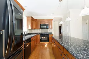 308 Sprucewood Ln, Clinton, MA 01510 - Photo 8