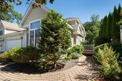 308 Sprucewood Ln #308, Clinton, MA 01510 - Photo 2