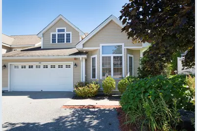 308 Sprucewood Ln #308, Clinton, MA 01510 - Photo 1