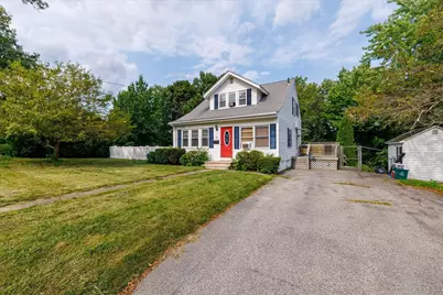 22 Oneida, Worcester, MA 01606 - Photo 2