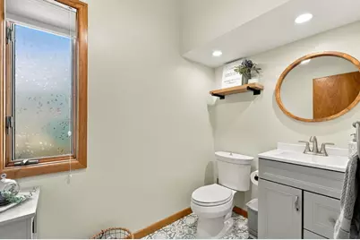 155 Friendship St, Fall River, MA 02724 - Photo 8